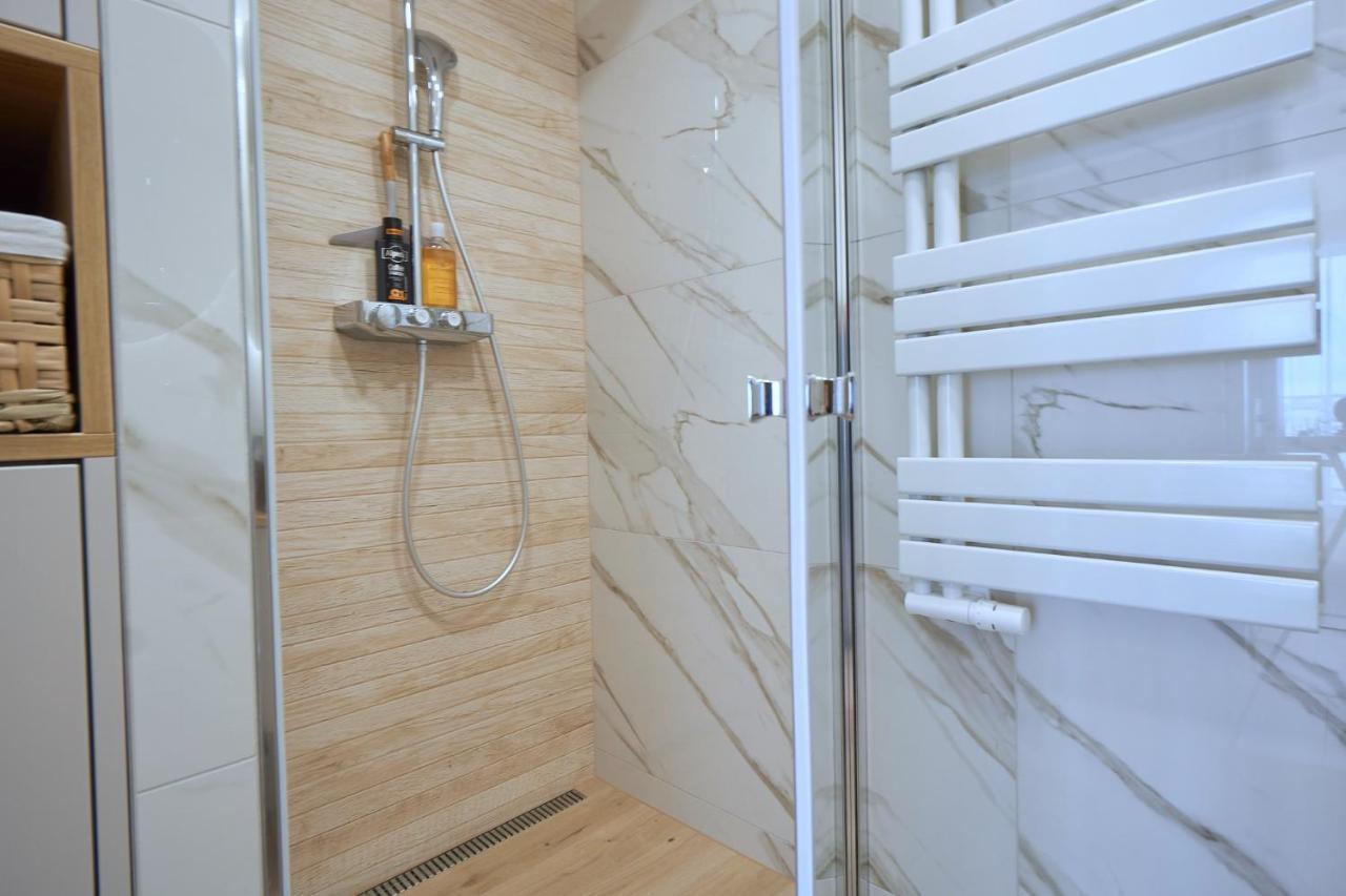 The Gatsby Apartment Poprad Bagian luar foto